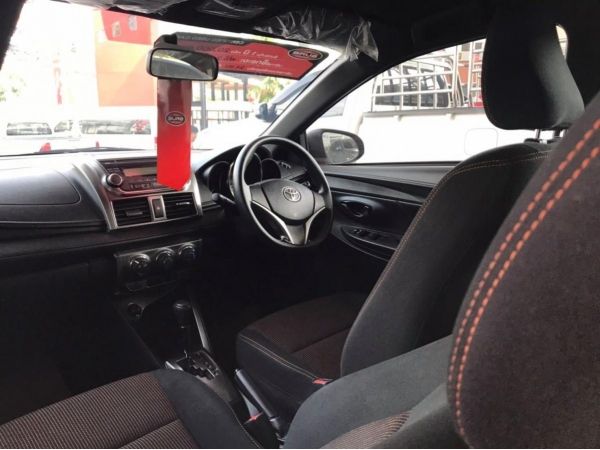 โตโยต้า Toyota Yaris 1.2E Hatchback AT 2016 รูปที่ 7